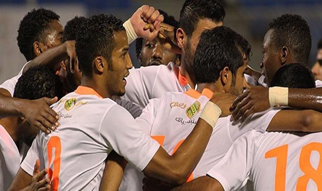 نايف هزازي الشباب